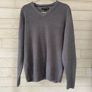 Tricots St. Raphael Mens Grey V-Neck Casual Sweater Like New